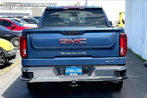 Metallic 2024 GMC Sierra 1500 SLT
