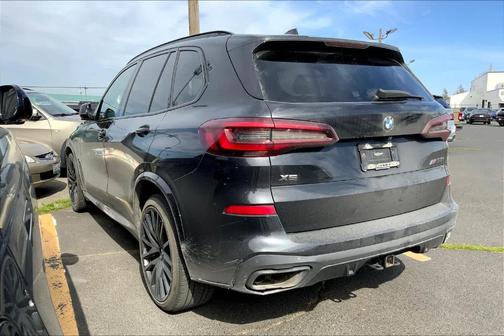 2021 BMW X5 M50i