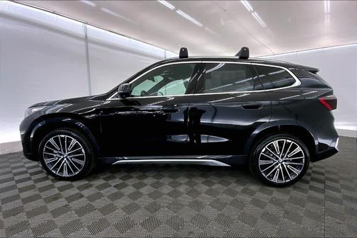 Jet Black 2025 BMW X1 xDrive28i