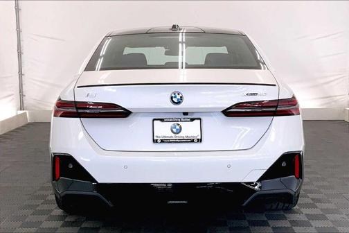 2026 BMW i5 xDrive40