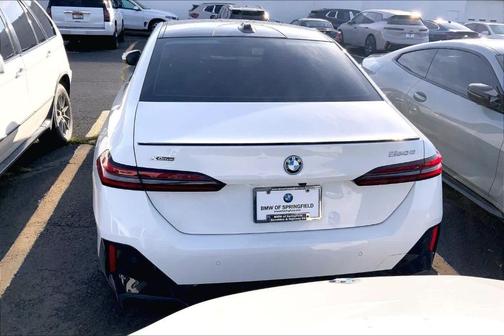 2026 BMW 550e xDrive