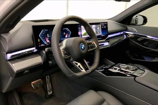 2026 BMW 550e xDrive