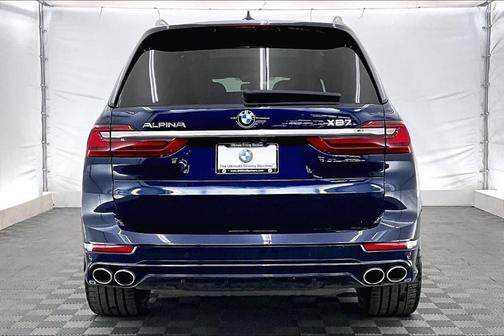 2021 BMW X7 M50i