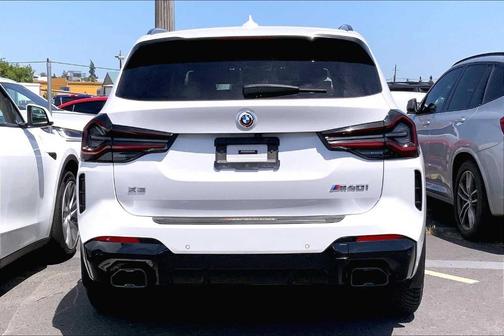 2023 BMW X3 M40i