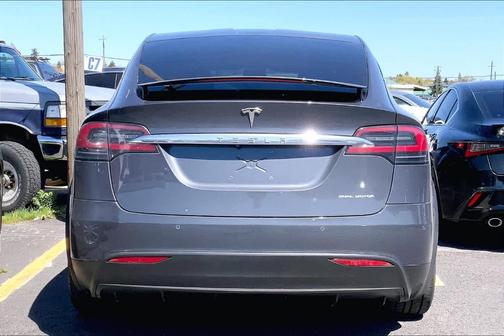 2020 Tesla Model X Long Range