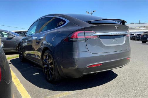 2020 Tesla Model X Long Range