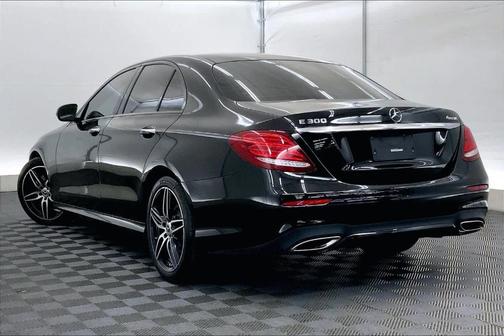 2019 Mercedes-Benz E-Class E 300
