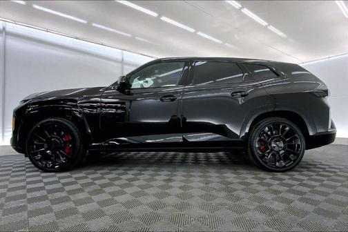 Ruby Black Metallic 2026 BMW XM LABEL