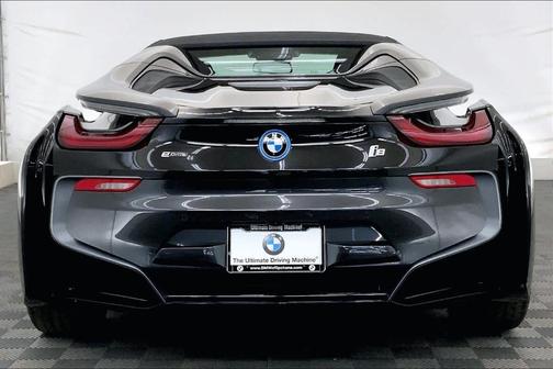 2019 BMW i8 Base