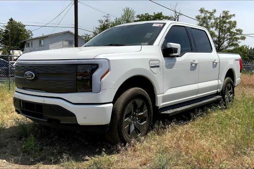 2023 Ford F-150 Lightning LARIAT