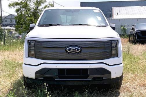 2023 Ford F-150 Lightning LARIAT