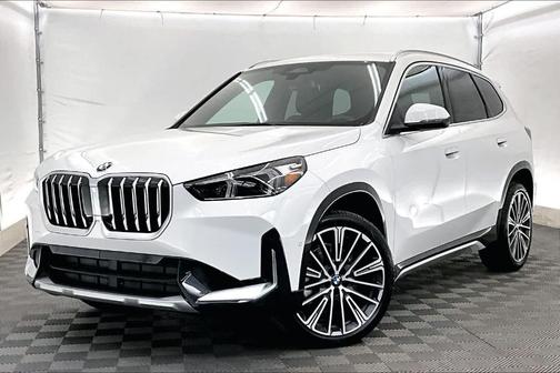 Alpine White 2026 BMW X1 xDrive28i