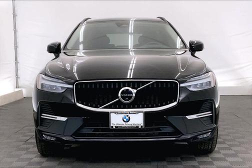 2022 Volvo XC60 B5 Momentum