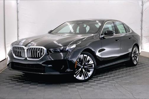 2025 BMW i5 xDrive40
