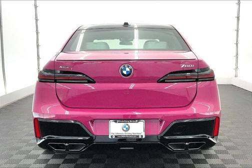 Ruby 2026 BMW 760 760i xDrive
