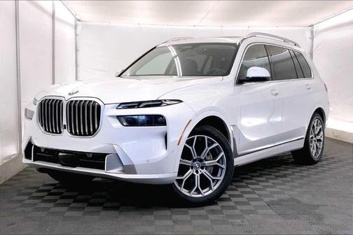 2024 BMW X7 xDrive40i