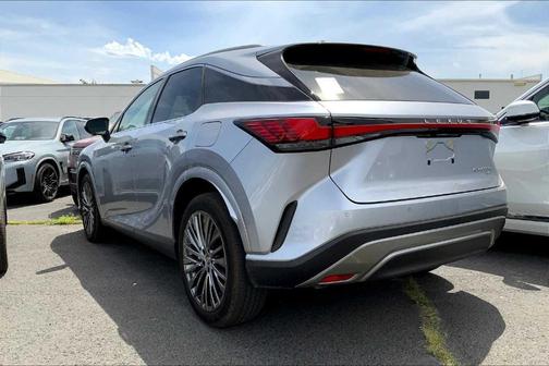 2024 Lexus RX 450h+ Luxury