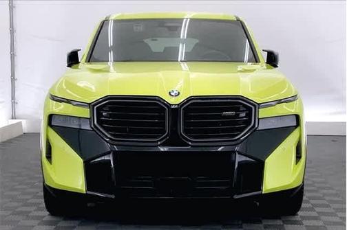 2025 BMW XM Base