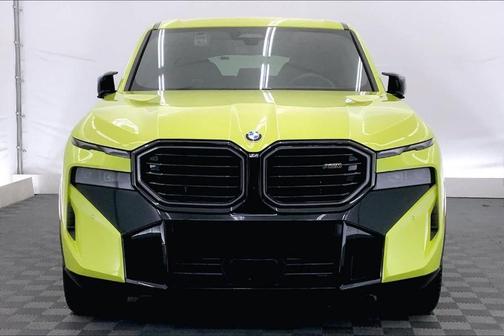 2025 BMW XM Base