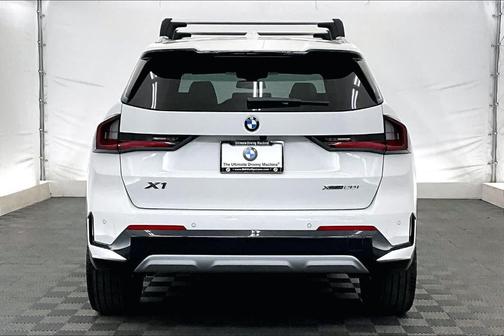 Alpine White 2026 BMW X1 xDrive28i