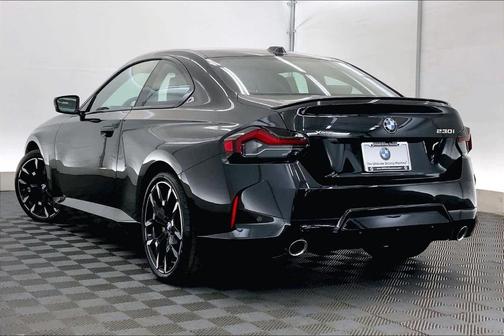 2026 BMW 230 i xDrive