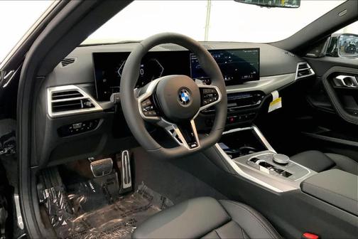 2026 BMW 230 i xDrive