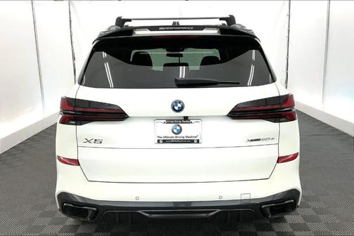 Brilliant White 2026 BMW X5 PHEV xDrive50e