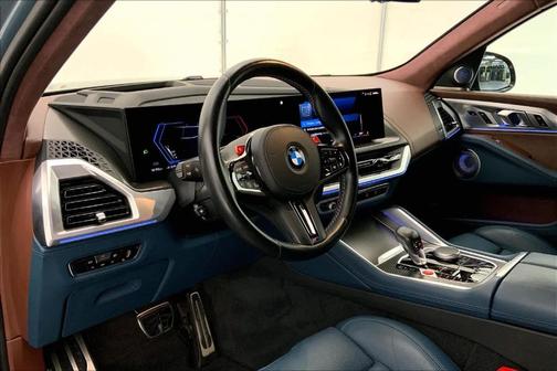 2023 BMW XM Base