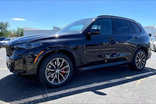 Black Sapphire Metallic 2024 BMW X5 xDrive40i