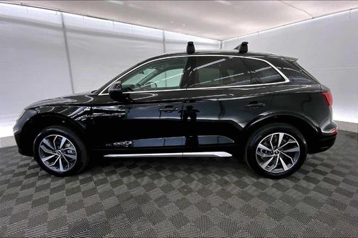 2023 Audi Q5 45 S line Premium Plus