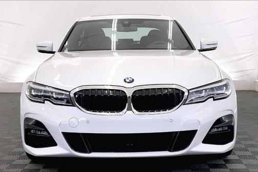 2020 BMW 330 i