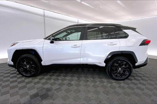 2024 Toyota RAV4 Hybrid XSE