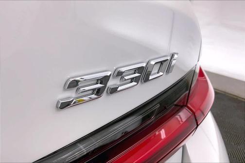 2024 BMW 330 i xDrive