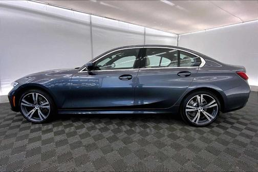 2021 BMW 330 i xDrive