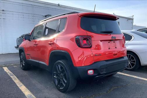 Omaha Orange Clearcoat 2021 Jeep Renegade Latitude
