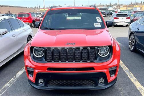 Omaha Orange Clearcoat 2021 Jeep Renegade Latitude