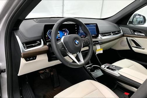 Space Silver 2026 BMW X1 xDrive28i