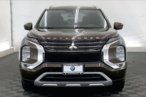 2023 Mitsubishi Outlander SEL