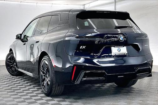 2026 BMW iX xDrive45