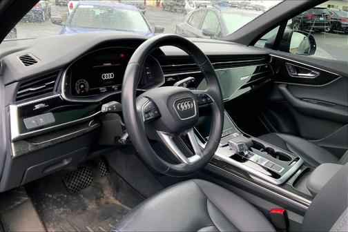 2021 Audi Q7 45 Premium