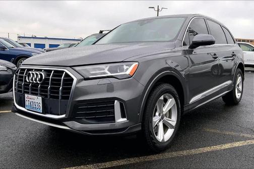 2021 Audi Q7 45 Premium