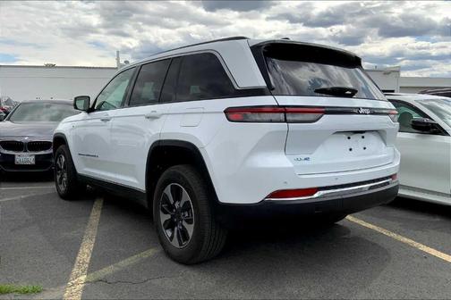 2022 Jeep Grand Cherokee 4xe Base