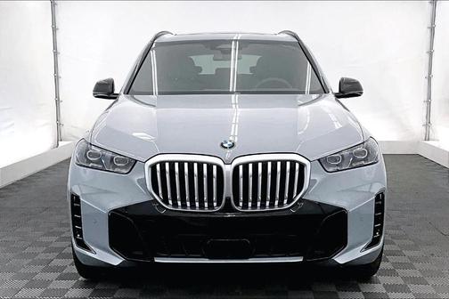 Gray 2026 BMW X5 xDrive40i
