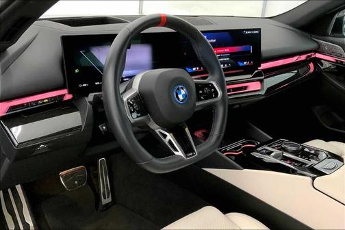 2024 BMW i5 M60