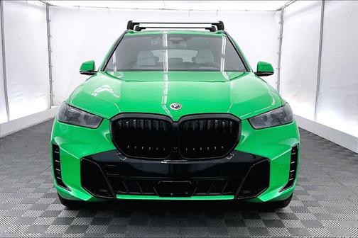 Green 2026 BMW X5 xDrive40i