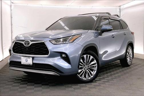 2023 Toyota Highlander Platinum