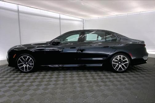 2024 BMW 740 i xDrive