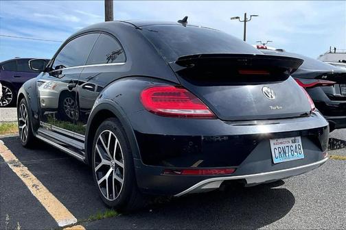 Deep Black Pearl Effect 2016 Volkswagen Beetle 1.8T Dune