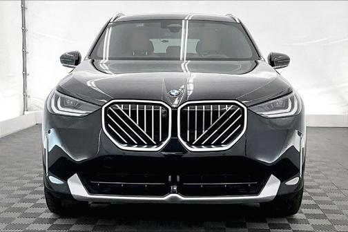Black Sapphire Metallic 2025 BMW X3 30 xDrive