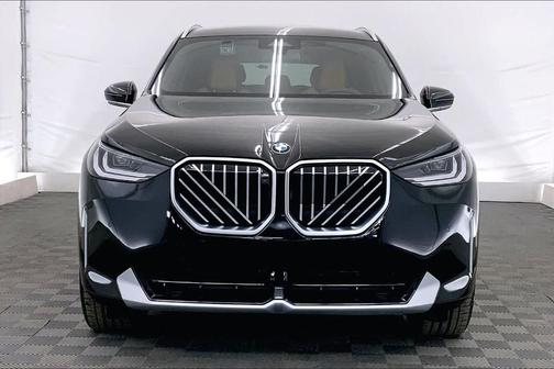 Black Sapphire Metallic 2025 BMW X3 30 xDrive